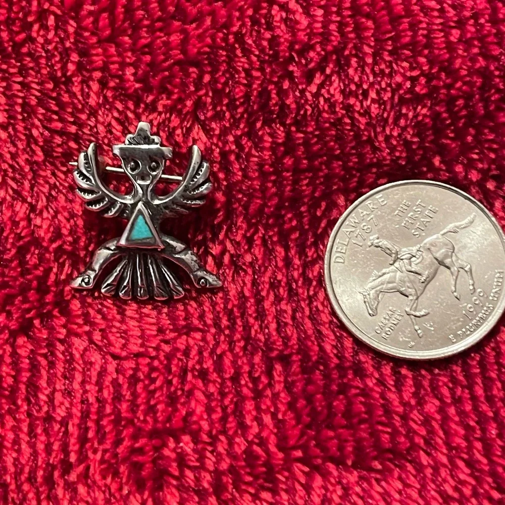 Vintage Zuni Native American Knifewing Pin Brooch